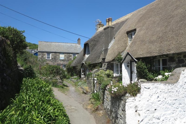 cadgwith Photo